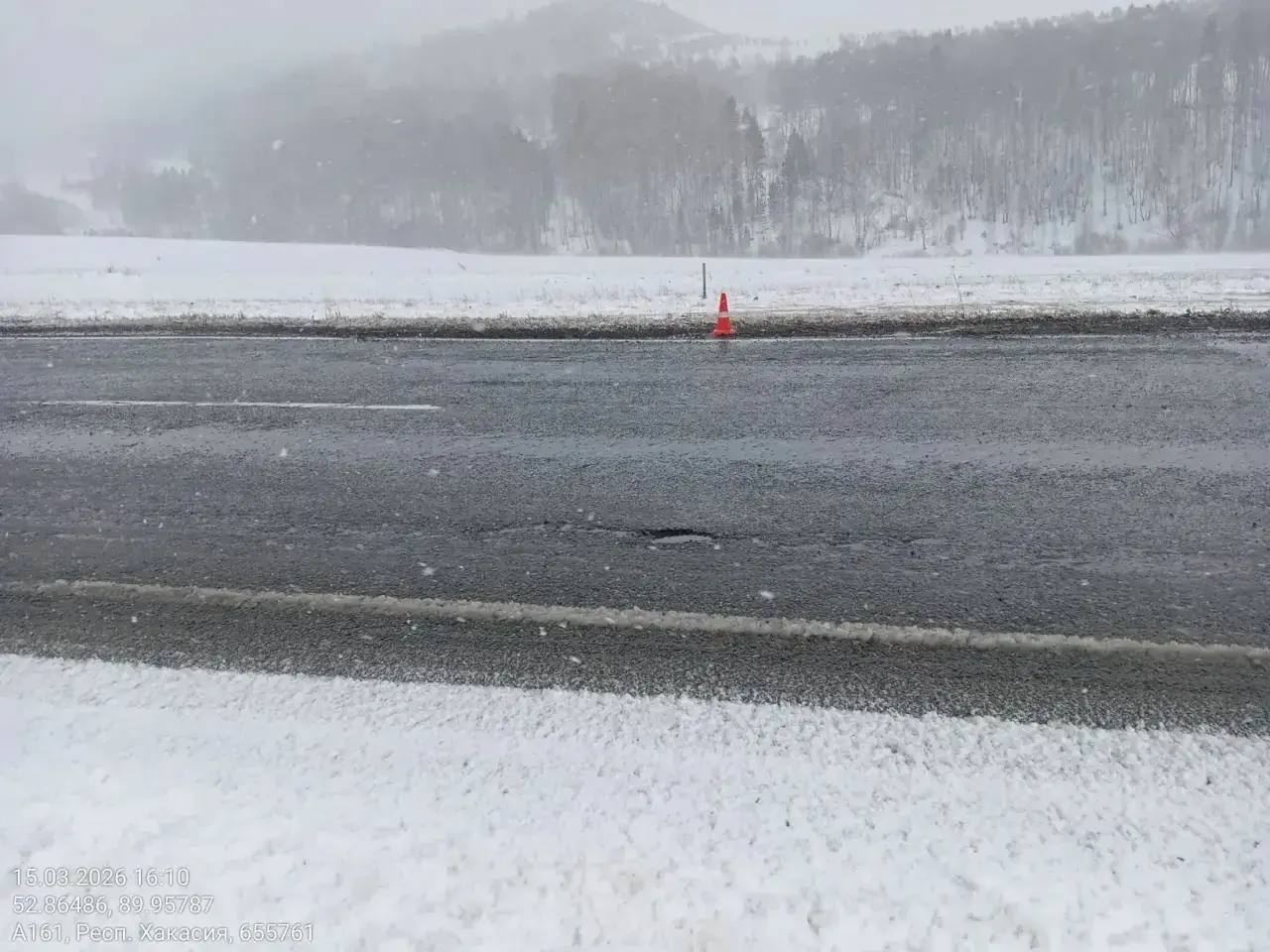 Непристёгнутый пассажир получил переломы позвонков в дорожной аварии под Сорском Непристёгнутый пассажир получил переломы позвонков в дорожной аварии под Сорском