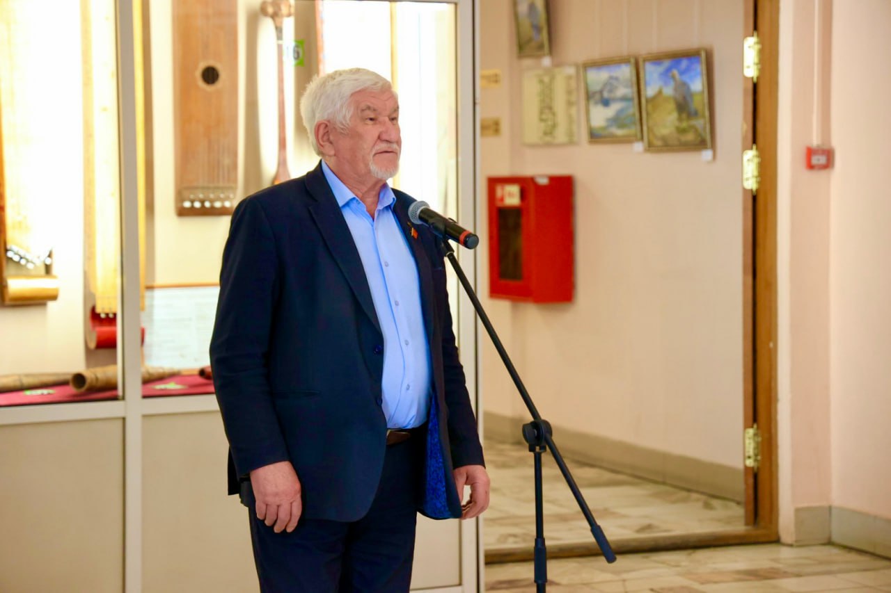 «Удивительная Хакасия» Марии Новожиловой «Удивительная Хакасия» Марии Новожиловой