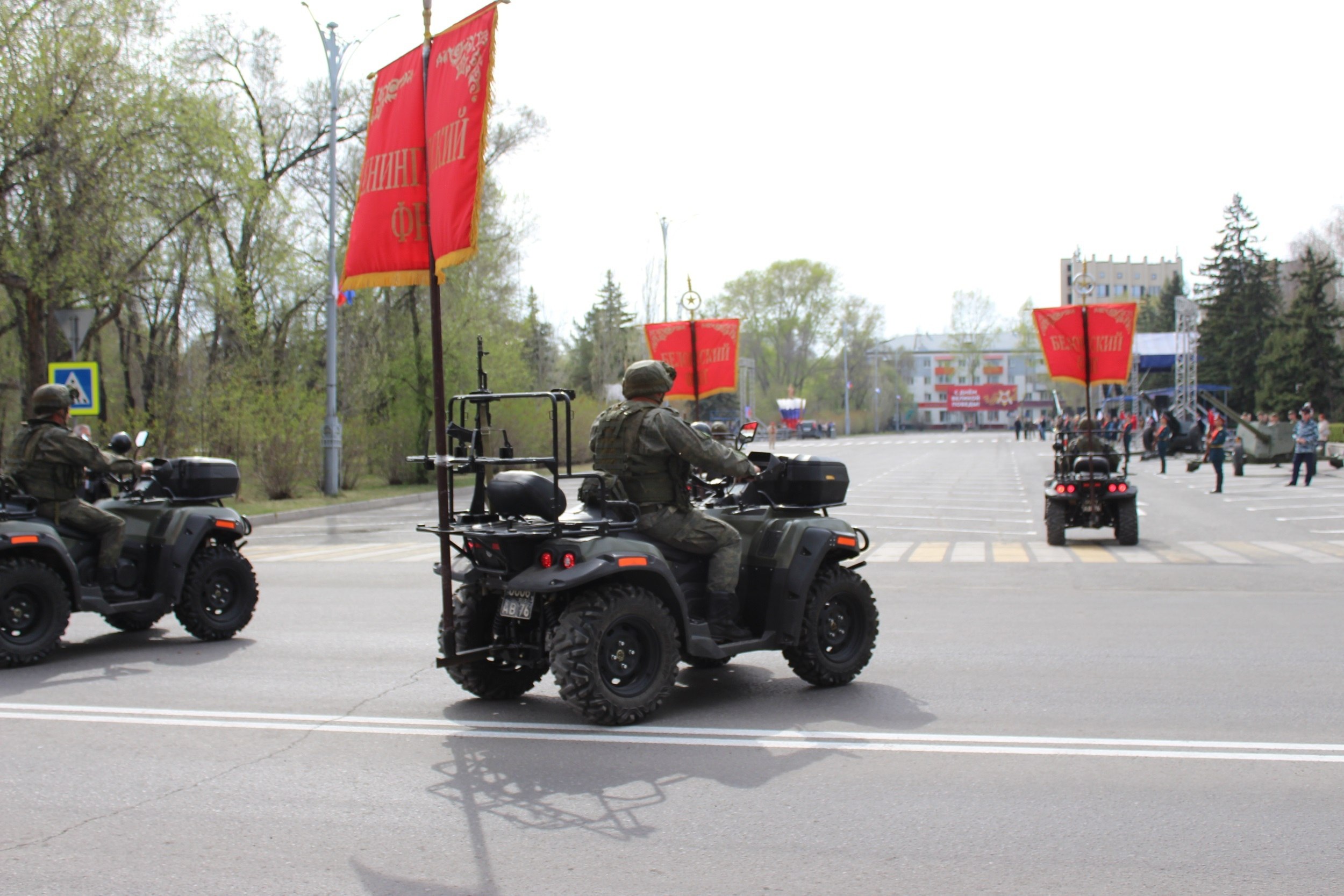 В 2004 году адресный список улиц города Абакана пополнился сразу 24 новыми названиями улиц, посвящёнными отечественным поэтам, писателям, мыслителям и природной красоте, а также в Абакане появилась Соборная площадь, она... В 2004 году адресный список улиц города Абакана пополнился сразу 24 новыми названиями улиц, посвящёнными отечественным поэтам, писателям, мыслителям и природной красоте, а также в Абакане появилась Соборная площадь, она...