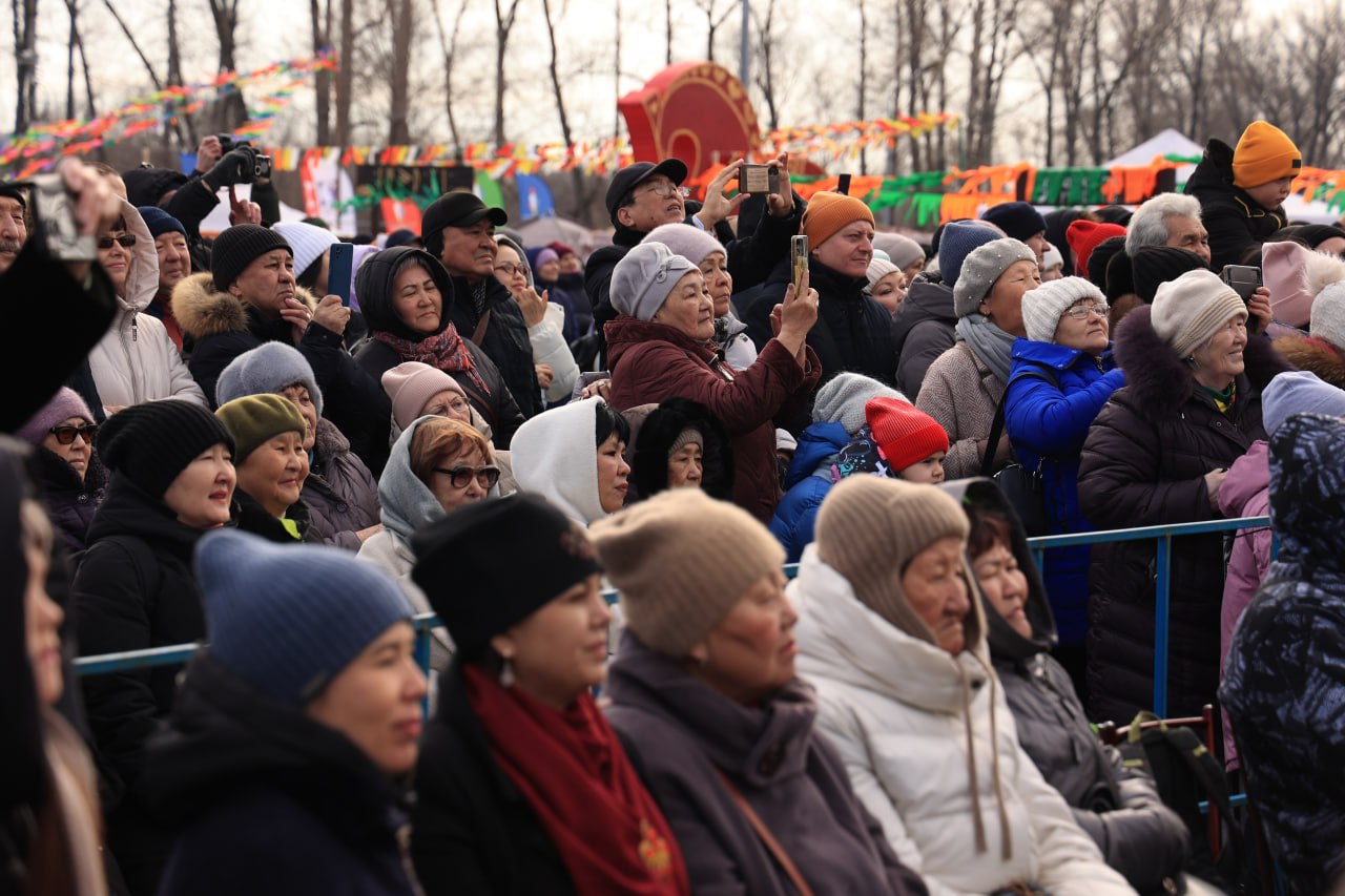 По-семейному, душевно в столице Хакасии встретили Чыл Пазы По-семейному, душевно в столице Хакасии встретили Чыл Пазы