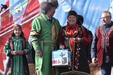 Избирательная комиссия Республики Хакасия от всей души поздравляет Маргариту Сагалакову, председателя УИК № 344 Таштыпского района, с присвоением звания «Человек года-2025»!