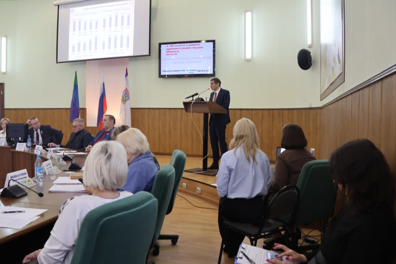 Итоги 2025 года в сфере общественного транспорта: муниципальные маршруты добавляются, количество пассажиров уменьшается