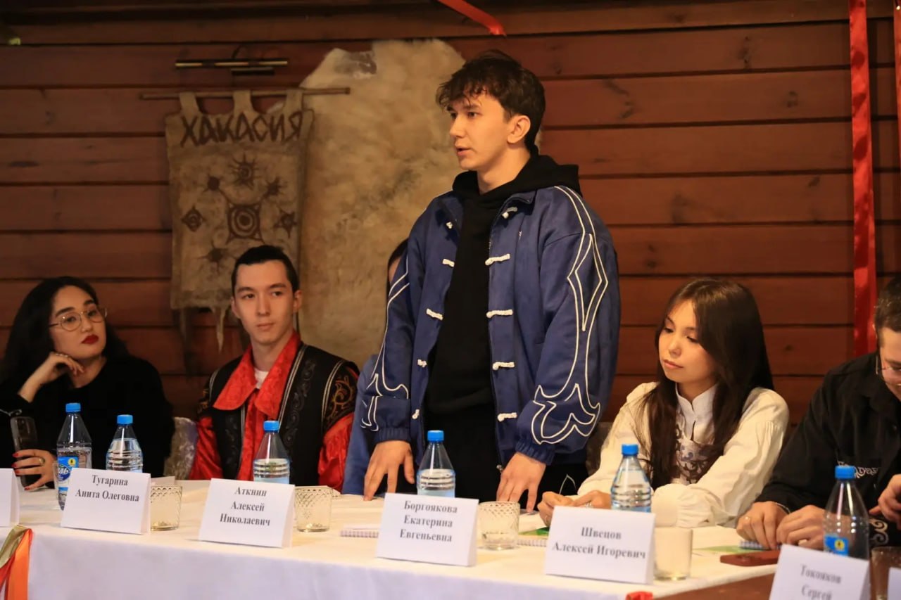 Сергей Сокол: В живом общении рождается настоящее взаимопонимание Сергей Сокол: В живом общении рождается настоящее взаимопонимание