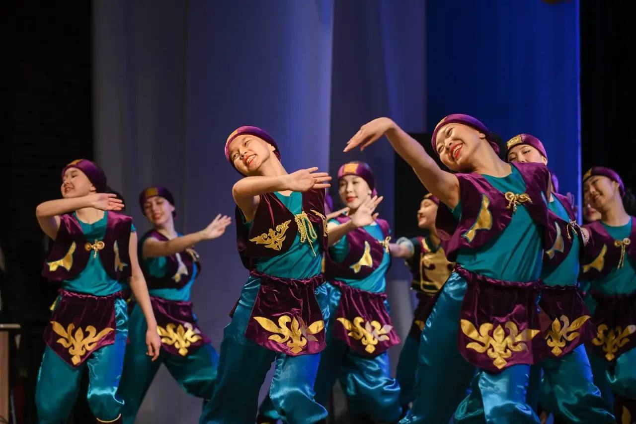 Десять лет на страже порядка: Валентин Коновалов поздравил сотрудников войск национальной гвардии с профессиональным праздником Десять лет на страже порядка: Валентин Коновалов поздравил сотрудников войск национальной гвардии с профессиональным праздником