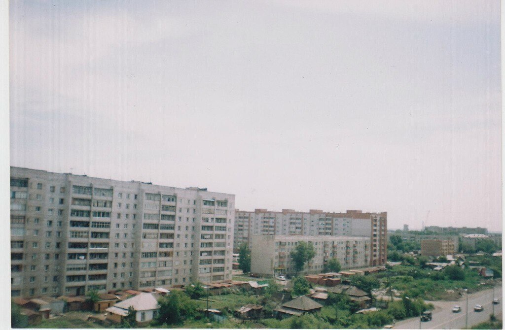 В 1997 году началось строительство первой очереди улицы Некрасова на протяжённости 1221 м, и уже после этого одна из главных городских магистралей стала постепенно преображаться В 1997 году началось строительство первой очереди улицы Некрасова на протяжённости 1221 м, и уже после этого одна из главных городских магистралей стала постепенно преображаться