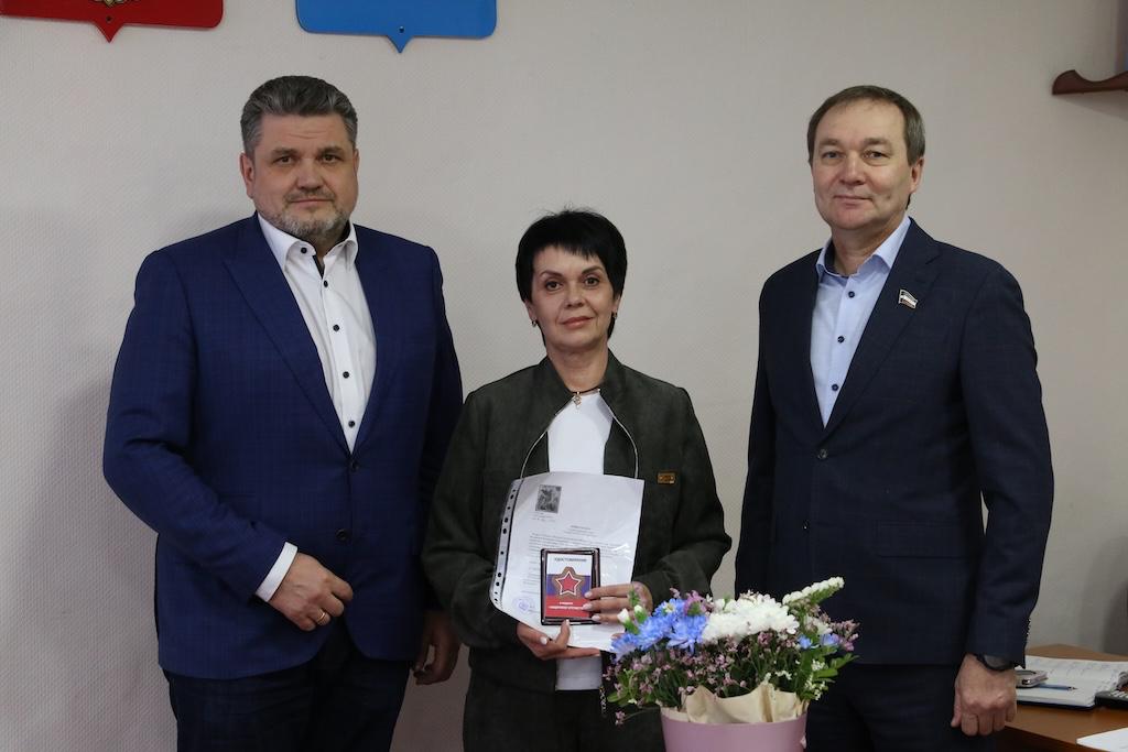 Сегодня с сенатором от Хакасии Александром Жуковым приняли участие в работе сессии Совета депутатов города Сорска под руководством Галины Веселовой Сегодня с сенатором от Хакасии Александром Жуковым приняли участие в работе сессии Совета депутатов города Сорска под руководством Галины Веселовой