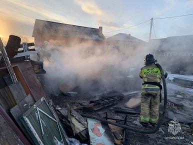 18 ПОЖАРОВ ЗА ВЫХОДНЫЕ ДНИ ПОТУШИЛИ В ХАКАСИИ