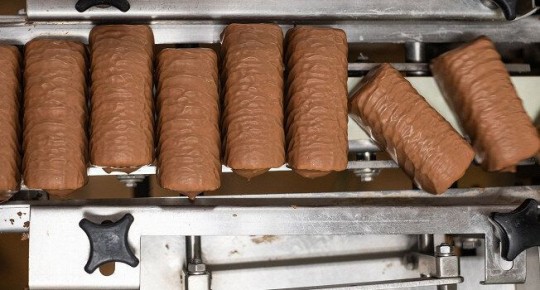 Творожные сырки «Б.Ю. Александров»: тайны производства культового лакомства