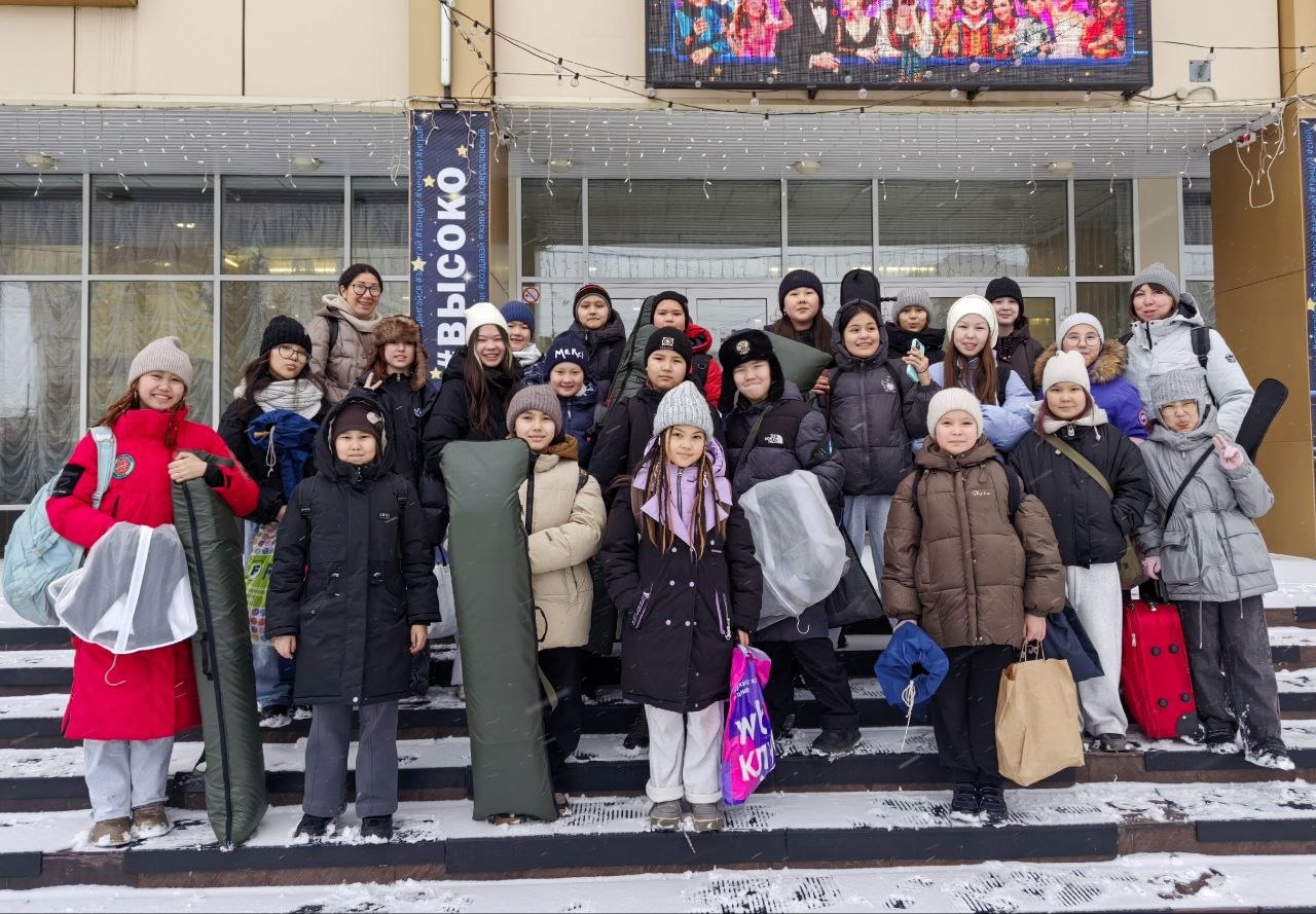 Валентин Коновалов: Фольклорный ансамбль «Артыс» завоевал Гран-при всероссийского фестиваля Валентин Коновалов: Фольклорный ансамбль «Артыс» завоевал Гран-при всероссийского фестиваля