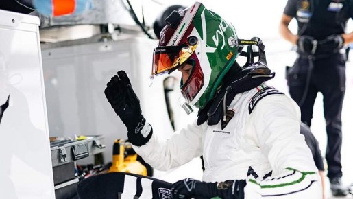 Даниил Квят уступил беспилотному автомобилю в гонке в Абу-Даби