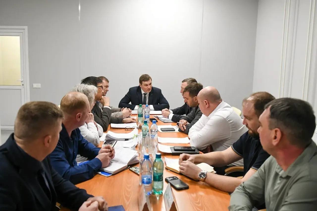 Валентин Коновалов осмотрел ход строительства важных инфраструктурных объектов в селе Боград Валентин Коновалов осмотрел ход строительства важных инфраструктурных объектов в селе Боград