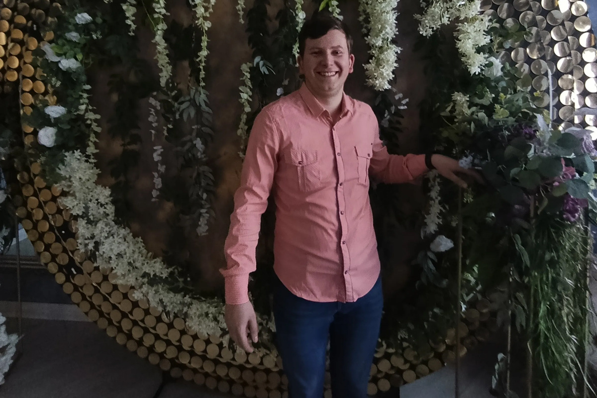 Скромный юбилей жителя Слуцка привлек внимание пользователей Threads