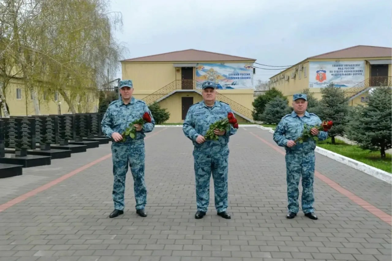 Министр внутренних дел по Республике Хакасия совершил рабочую поездку на Северный Кавказ Министр внутренних дел по Республике Хакасия совершил рабочую поездку на Северный Кавказ