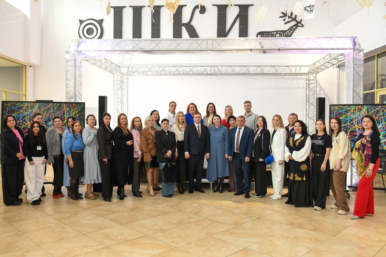 Валентин Коновалов: Провёл открытый диалог с представителями индустрии моды и лёгкой промышленности республики