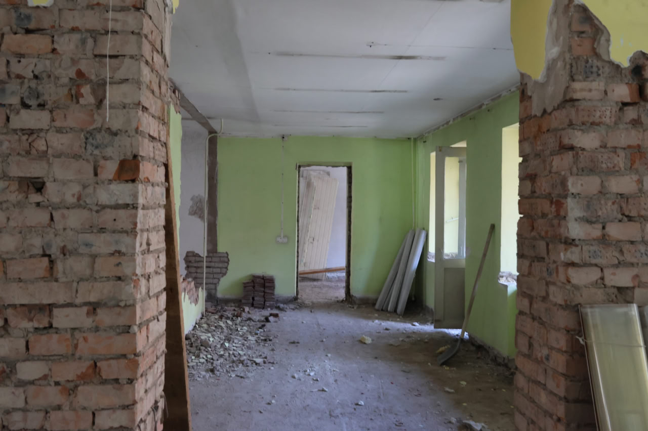 В абаканской библиотеке-филиале № 12 запланирована масштабная модернизация учреждения по национальному проекту «Семья»: в скором времени она превратится в современное модельное пространство семейного типа В абаканской библиотеке-филиале № 12 запланирована масштабная модернизация учреждения по национальному проекту «Семья»: в скором времени она превратится в современное модельное пространство семейного типа