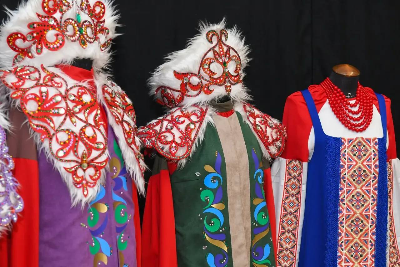 В Хакасии прошла встреча Валентина Коновалова с представителями легкой промышленности В Хакасии прошла встреча Валентина Коновалова с представителями легкой промышленности