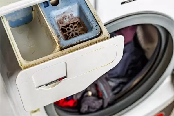 Как справиться с неприятным запахом в стиральной машине: советы по уходу