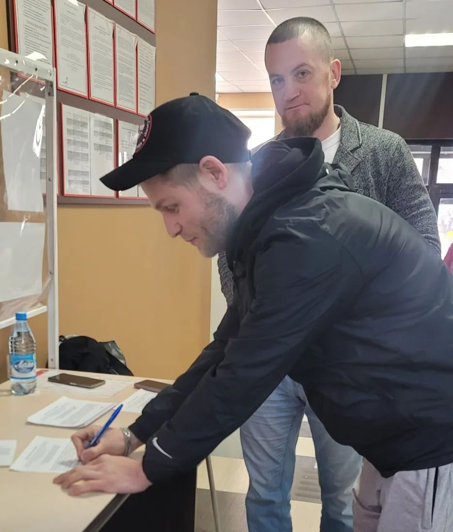 АКТИВНЫЕ И НЕРАВНОДУШНЫЕ: ЖИТЕЛИ ХАКАСИИ УЧАСТВУЮТ В ОПРОСЕ О ПАМЯТНИКЕ СТАЛИНУ АКТИВНЫЕ И НЕРАВНОДУШНЫЕ: ЖИТЕЛИ ХАКАСИИ УЧАСТВУЮТ В ОПРОСЕ О ПАМЯТНИКЕ СТАЛИНУ