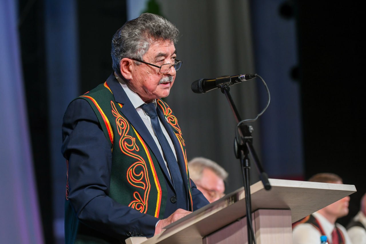 Валентин Коновалов: Выступил на XV Съезде хакасского народа Валентин Коновалов: Выступил на XV Съезде хакасского народа