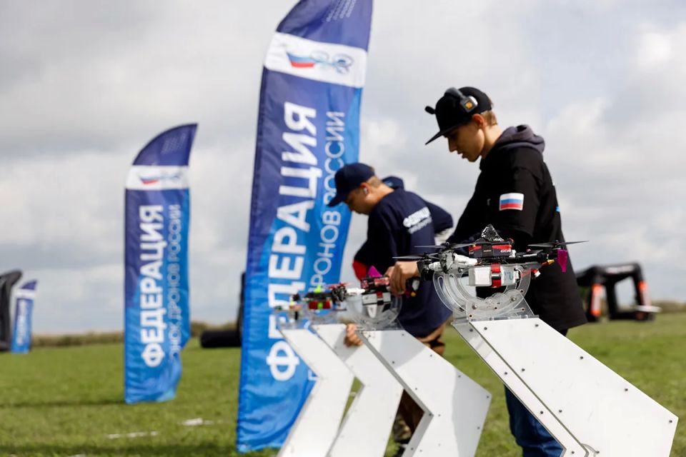 � ������� ������������ ����� ��� ������ � ����� ������