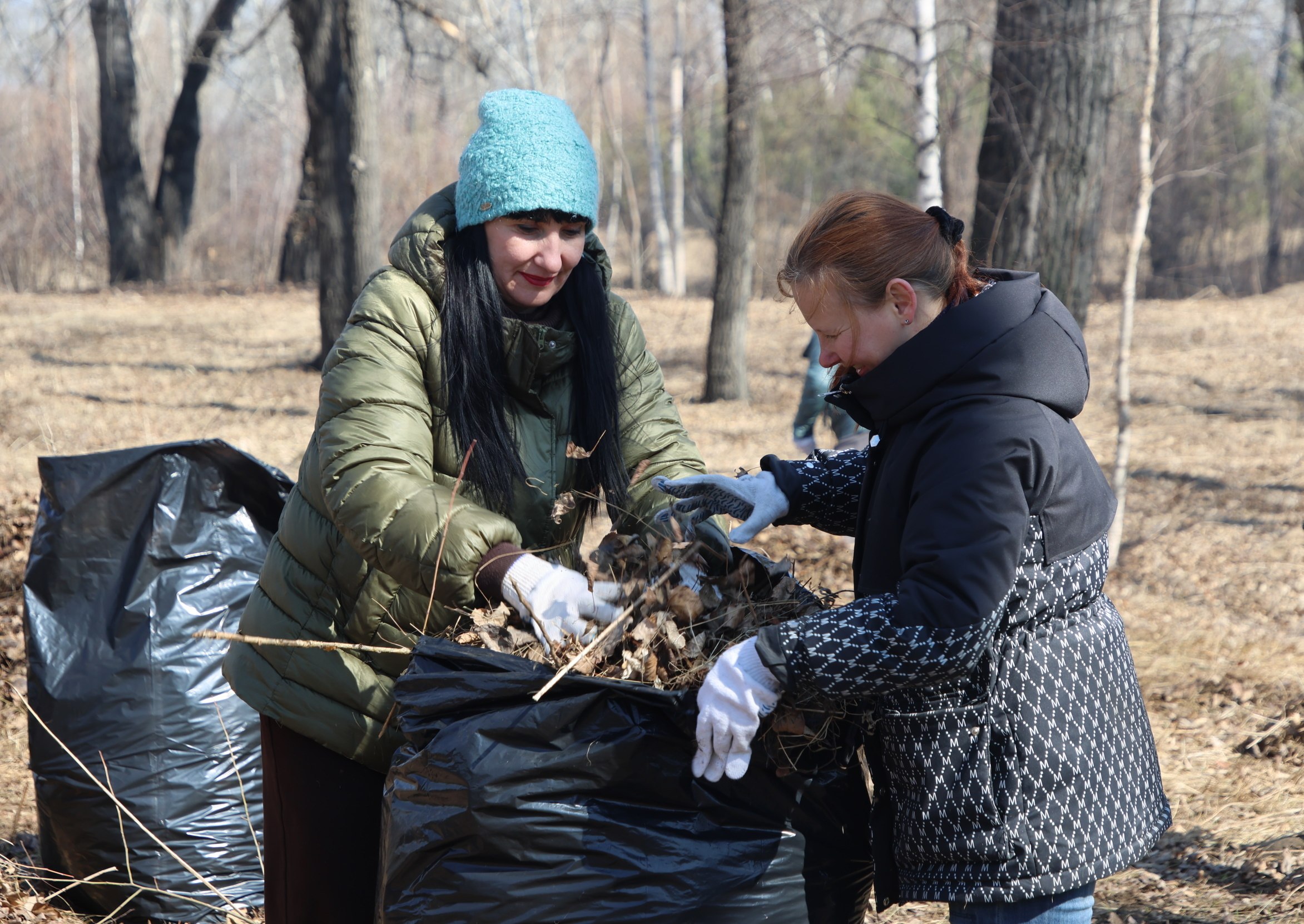 Генеральная уборка Абакана: субботник в ПКиО Генеральная уборка Абакана: субботник в ПКиО