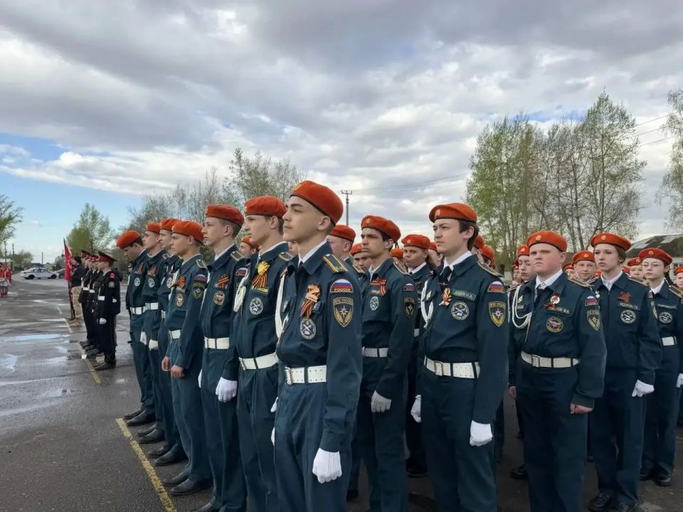 Сегодня в Усть-Абакане прошла генеральная репетиция Парада Победы у мемориала «Вечная слава» Сегодня в Усть-Абакане прошла генеральная репетиция Парада Победы у мемориала «Вечная слава»