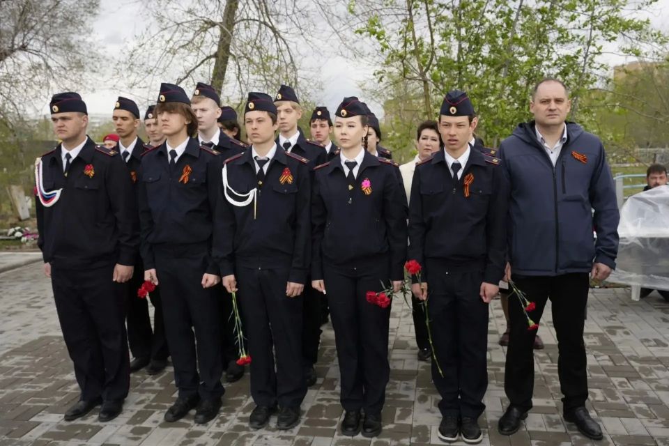 В Абакане почтили память бойцов Великой Отечественной, умерших от ран в госпиталях В Абакане почтили память бойцов Великой Отечественной, умерших от ран в госпиталях
