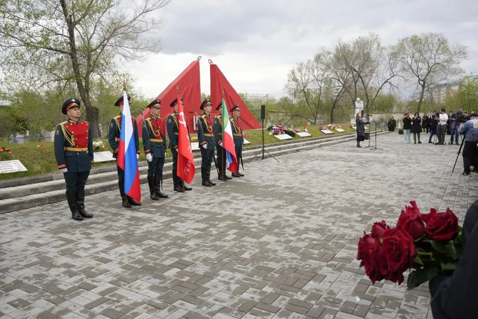 В Абакане почтили память бойцов Великой Отечественной, умерших от ран в госпиталях В Абакане почтили память бойцов Великой Отечественной, умерших от ран в госпиталях