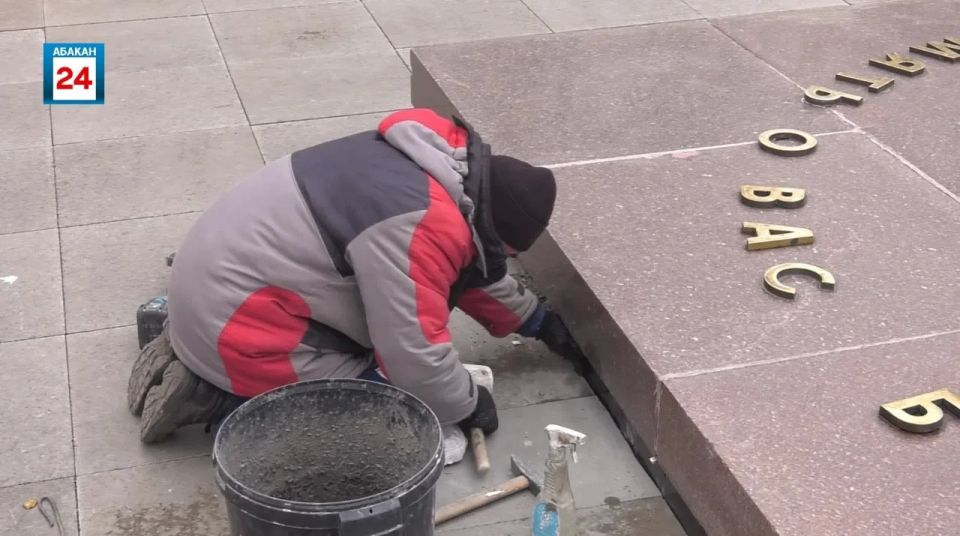 В Парке Победы Абакана возобновились ремонтные работы, на объект вышли два подрядчика