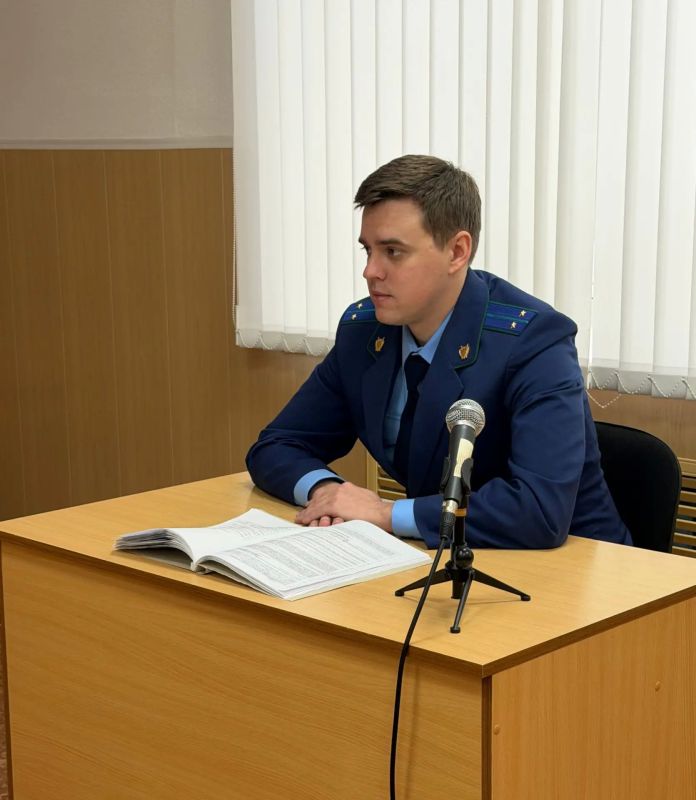Орджоникидзевский районный суд вынес приговор по уголовному делу в отношении 21-летнего жителя с. Новомарьясово. Он признан виновным по п. «а» ч. 4 ст. 264 УК РФ (нарушение лицом, управляющим автомобилем, правил дорожного...