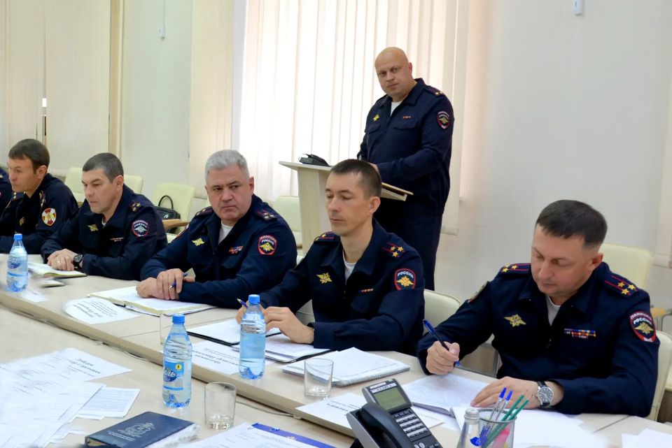 В МВД по Республике Хакасия на заседании Оперативного штаба обсудили вопросы подготовки к летней оздоровительной кампании В МВД по Республике Хакасия на заседании Оперативного штаба обсудили вопросы подготовки к летней оздоровительной кампании