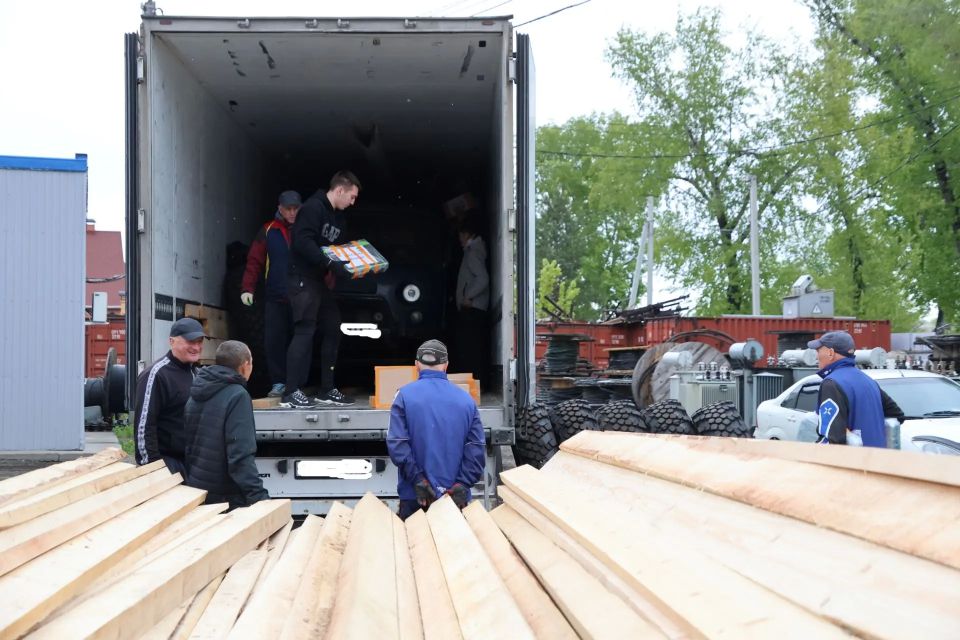 Делаем добро: очередная помощь отправляется из Абакана в зону СВО Делаем добро: очередная помощь отправляется из Абакана в зону СВО