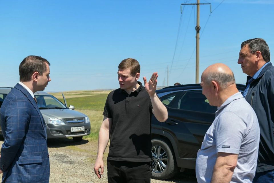 Валентин Коновалов проверил ход ремонта дорог на трассах Абакан – Саяногорск и Пригорск — Ербинская Валентин Коновалов проверил ход ремонта дорог на трассах Абакан – Саяногорск и Пригорск — Ербинская