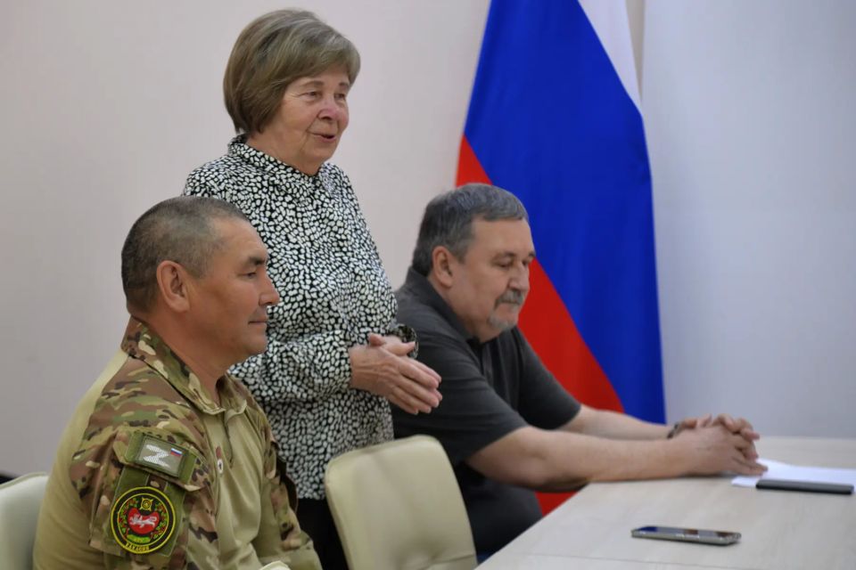 Общественный совет при МВД по Республике Хакасия наградил победителей регионального этапа Всероссийского конкурса детского творчества «Полицейский Дядя Стёпа» Общественный совет при МВД по Республике Хакасия наградил победителей регионального этапа Всероссийского конкурса детского творчества «Полицейский Дядя Стёпа»