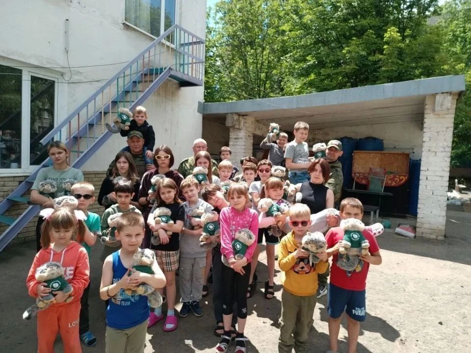 Новый гуманитарный груз из Абакана доставили бойцам Новый гуманитарный груз из Абакана доставили бойцам