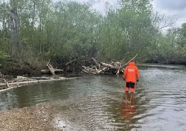 Мальчика, утонувшего месяц назад в Красноярском крае, по-прежнему ищут Мальчика, утонувшего месяц назад в Красноярском крае, по-прежнему ищут