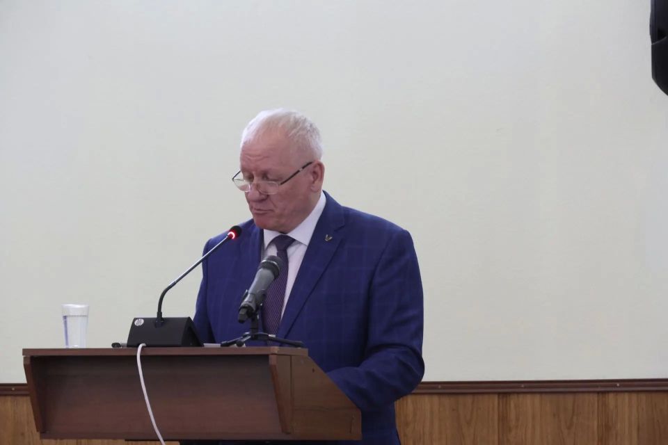 Школа № 2 была исключена из очереди на капремонт по решению Правительства Хакасии Школа № 2 была исключена из очереди на капремонт по решению Правительства Хакасии