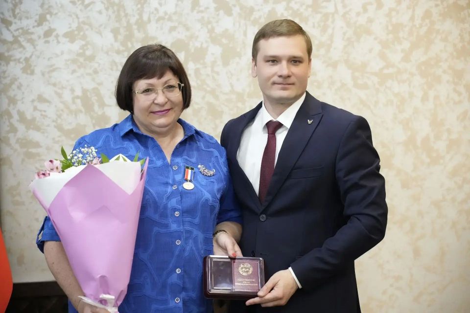 Валентин Коновалов: Вы всегда остаётесь источником добра и милосердия Валентин Коновалов: Вы всегда остаётесь источником добра и милосердия