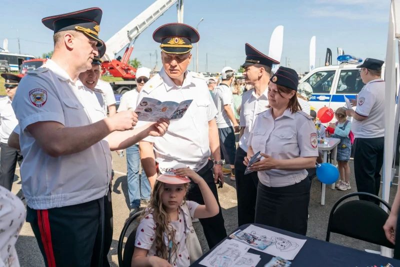 В Красноярском крае на «Красном кольце» определили лучших водителей ДПС Сибири В Красноярском крае на «Красном кольце» определили лучших водителей ДПС Сибири