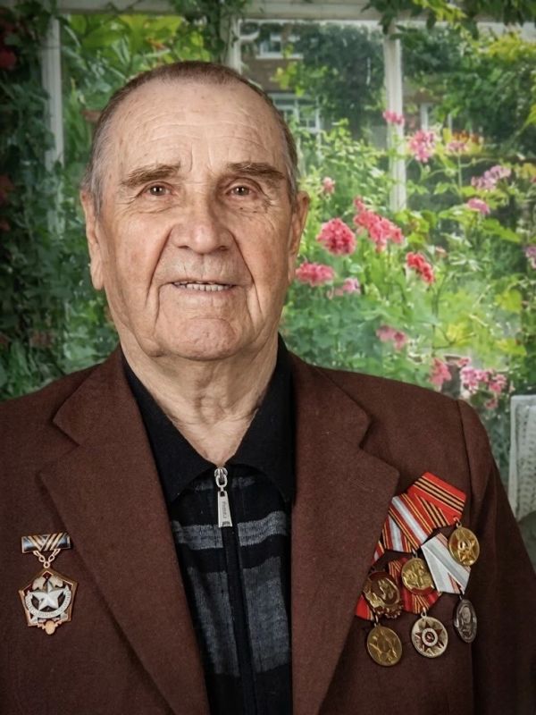 Труженик тыла из Черногорска празднует 95-летний юбилей