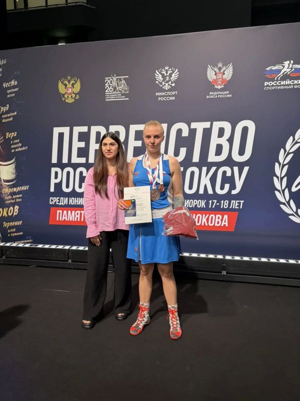 Воспитанница абаканской «Спортивной школы единоборств» Александра Фролова показала блестящий результат в Краснодаре