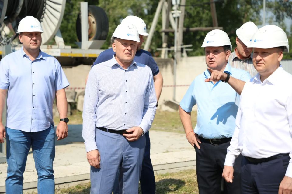 Депутаты Верховного Совета и федеральный инспектор полпреда Президента в СФО оценили надёжность электроснабжения Хакасии Депутаты Верховного Совета и федеральный инспектор полпреда Президента в СФО оценили надёжность электроснабжения Хакасии