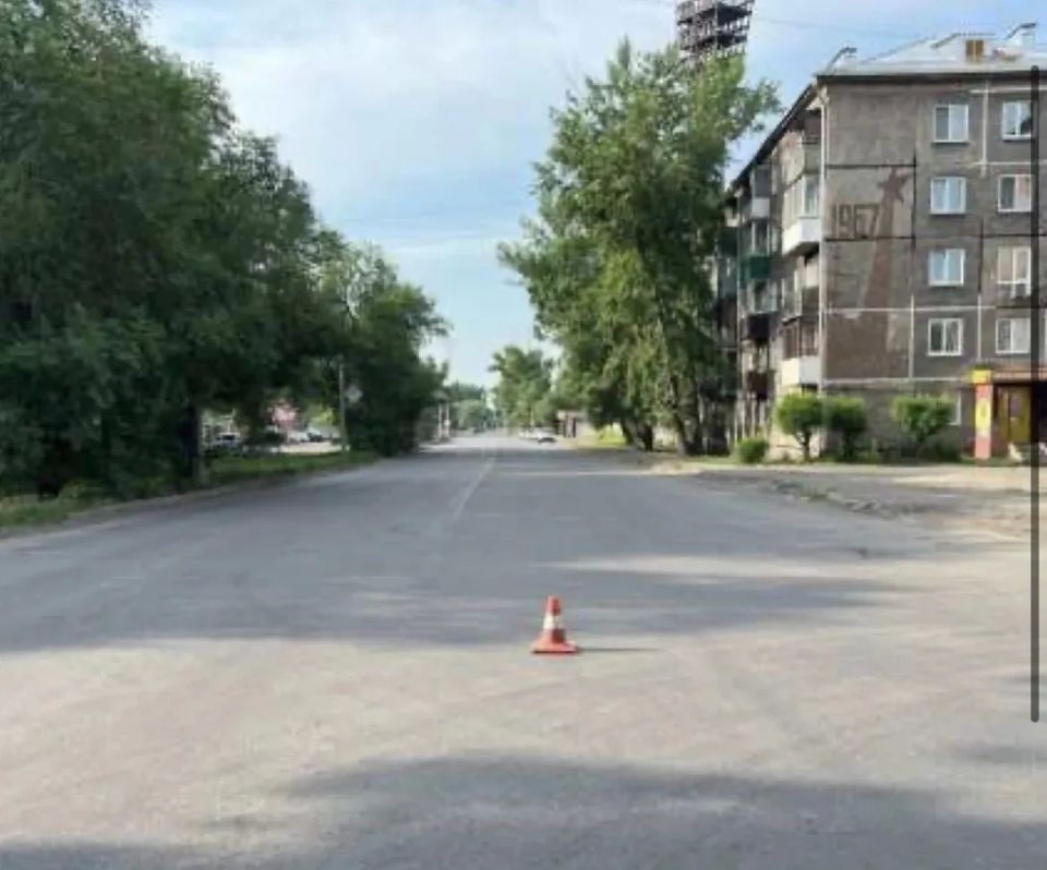 Авария по вине бесправника случилась на улице Пушкина в Абакане - 19-летний парень на Хонде при подъеме на виадук выехал на встречку и лоб в лоб столкнулся с Тойотой Авария по вине бесправника случилась на улице Пушкина в Абакане - 19-летний парень на Хонде при подъеме на виадук выехал на встречку и лоб в лоб столкнулся с Тойотой