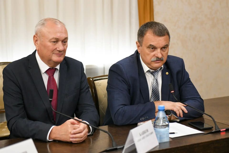 Валентин Коновалов: Подвели итоги конкурса грантов в области сельского хозяйства Валентин Коновалов: Подвели итоги конкурса грантов в области сельского хозяйства