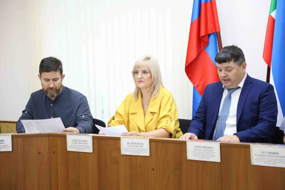 В Хакасии планируется учредить почетное звание «Заслуженный работник металлургической промышленности Республики Хакасия» В Хакасии планируется учредить почетное звание «Заслуженный работник металлургической промышленности Республики Хакасия»