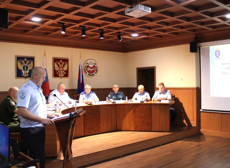 Сегодня, 18 июня 2026 года, в прокуратуре Республики Хакасия под председательством прокурора республики Сергея Фирсова состоялось Координационное совещание руководителей правоохранительных органов региона Сегодня, 18 июня 2026 года, в прокуратуре Республики Хакасия под председательством прокурора республики Сергея Фирсова состоялось Координационное совещание руководителей правоохранительных органов региона