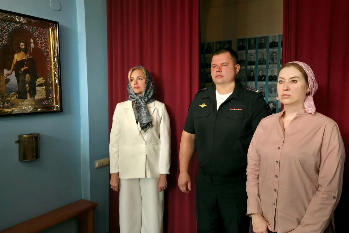 В День памяти и скорби в МВД по Республике Хакасия состоялась Божественная литургия В День памяти и скорби в МВД по Республике Хакасия состоялась Божественная литургия