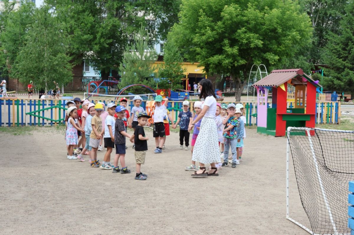 Сегодня в столице Хакасии комиссия начала комплексную проверку готовности детских садов к новому учебному году Сегодня в столице Хакасии комиссия начала комплексную проверку готовности детских садов к новому учебному году