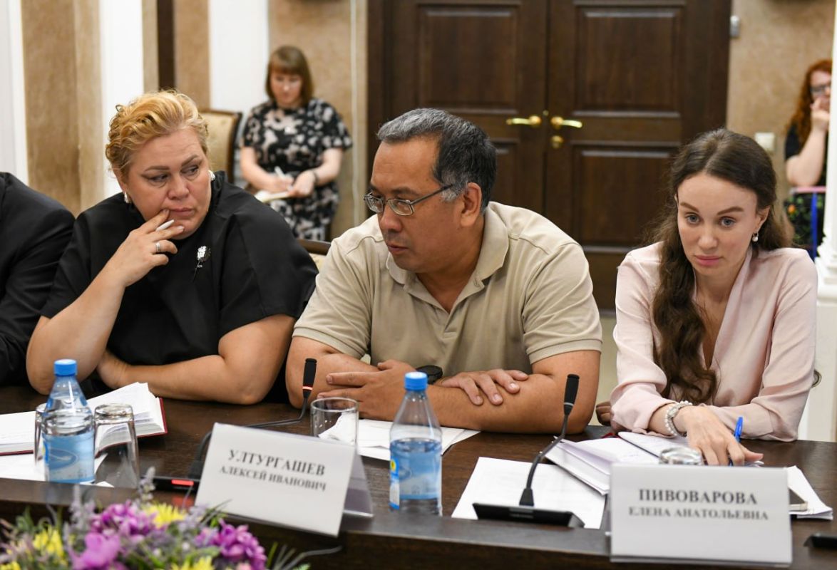Валентин Коновалов: Провёл штаб по реализации проекта «Чистый воздух» Валентин Коновалов: Провёл штаб по реализации проекта «Чистый воздух»