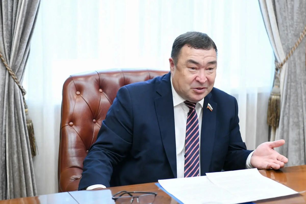 В Хакасию прибыл президент Ассоциации коренных малочисленных народов Севера, Сибири и Дальнего Востока В Хакасию прибыл президент Ассоциации коренных малочисленных народов Севера, Сибири и Дальнего Востока